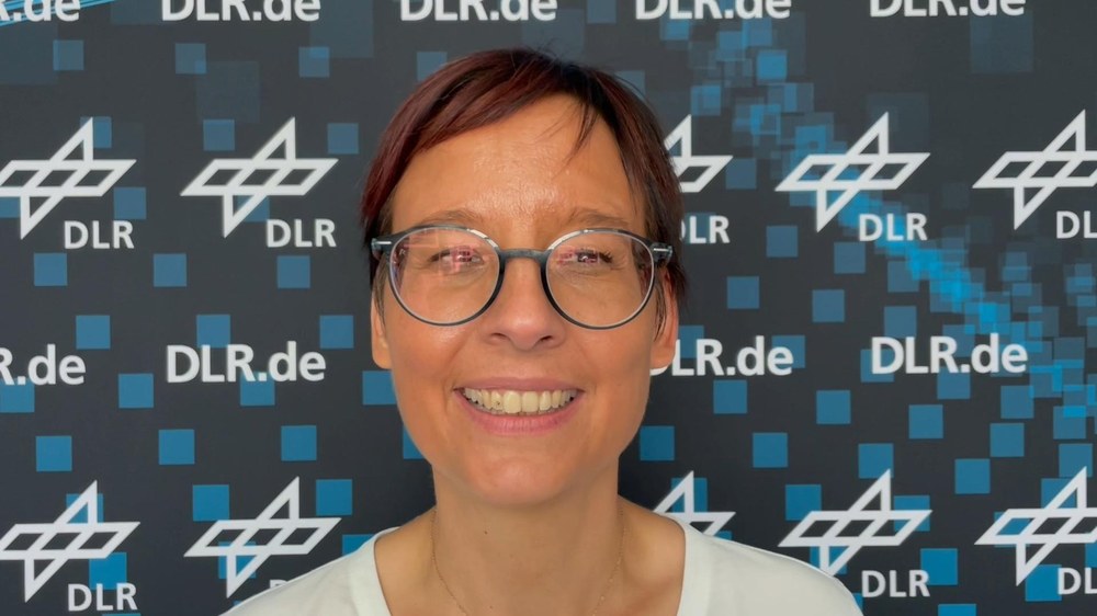 Video: DLR-Bereichsvorständin Prof. Meike Jipp zur Straßenverkehrsforschung im DLR