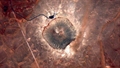 Eine großartige Aufnahme des berühmten Barringer%2dKraters in den USA ist Alex hier gelungen. Der Krater hat einen Durchmesser von rund 1.200 Meter und ist 180 Meter tief. Er entstand vor ca. 50.000 Jahren durch einen Meteoriteneinschlag. 