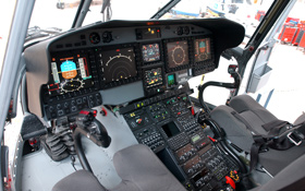 Der „Arbeitsplatz“ eines Hubschrauber-Piloten bzw. einer -Pilotin.Bild: Eurocopter