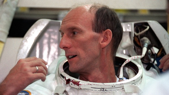 Gerhard Thiele, ESA-Astronaut aus Deutschland, beim Training. Bild: NASA