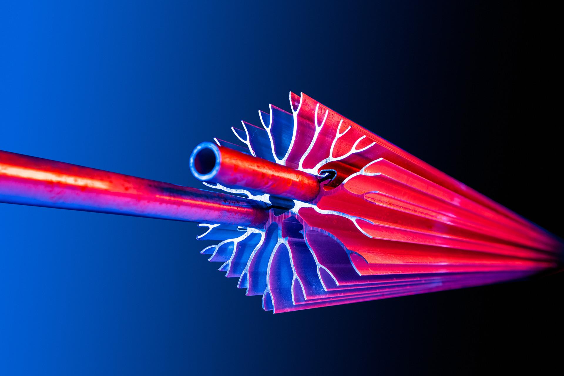 Der mit Nitratsalzen gefüllte DLR-Wärmespeicher ist das Herz der Carnot-Batterie