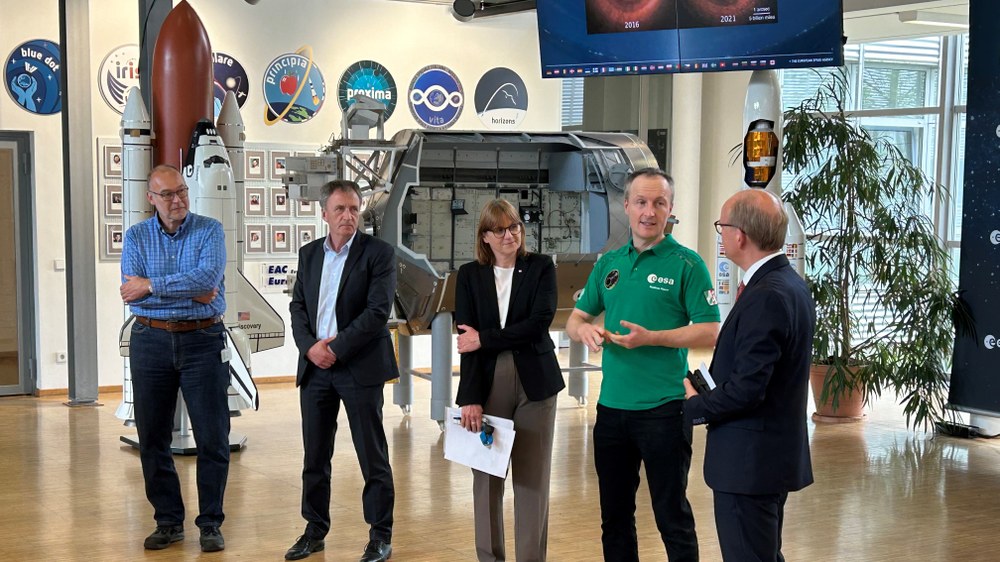 Die Landtagsdirektorenkonferenz (LDK) war zu Gast im DLR.