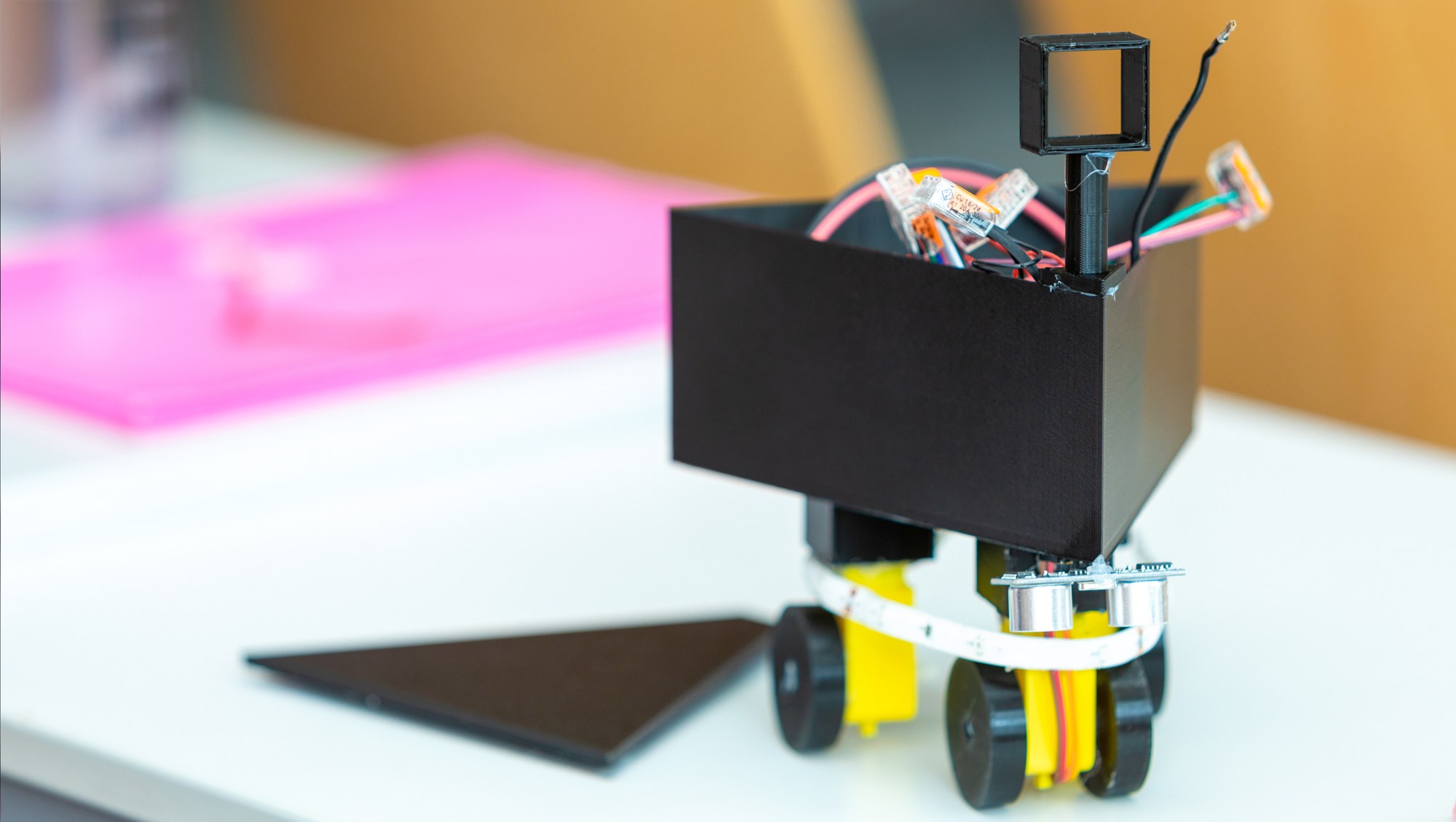 Roboter im DLR_School_Lab Bremen