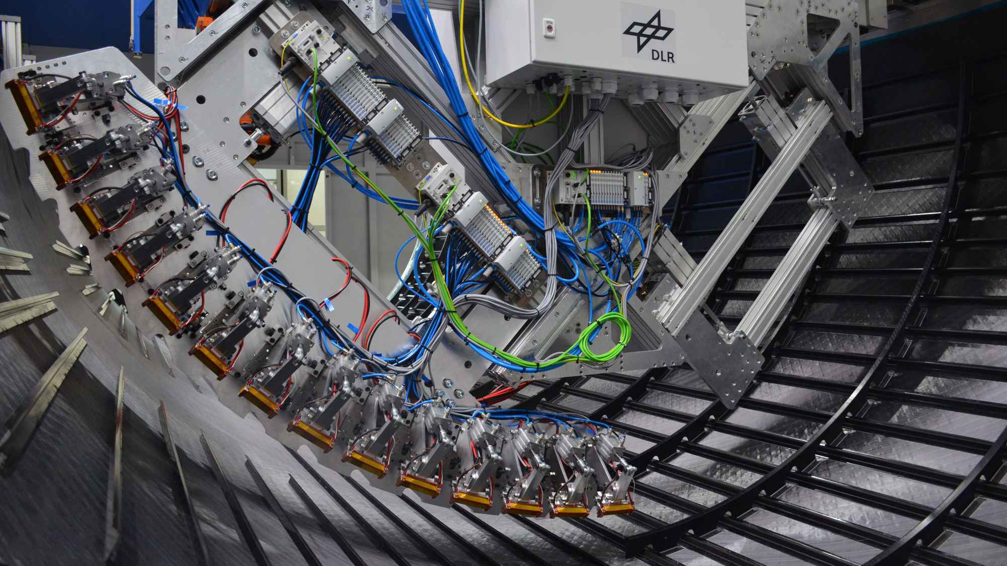 Schweißbrücke in der Flugzeugschalenform