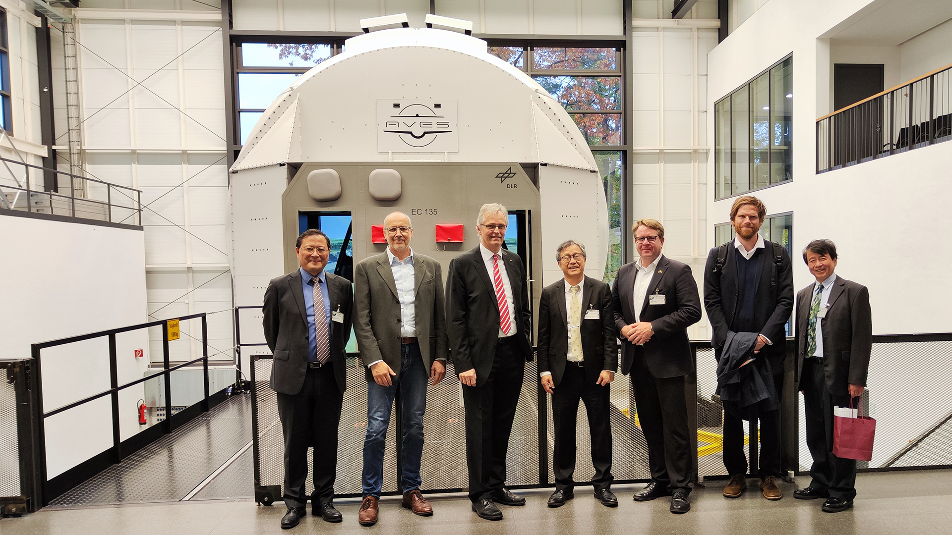 Die Delegation im AVES