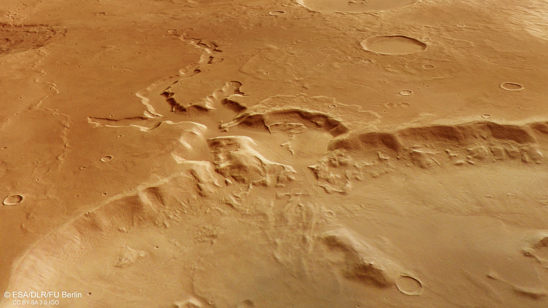 Wasser, Eis und die Schwerkraft „nagen“ am Rand von Deuteronilus Cavus