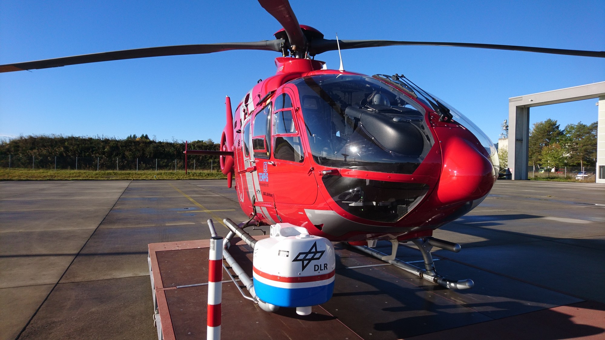 Hubschrauber der Firma HTM