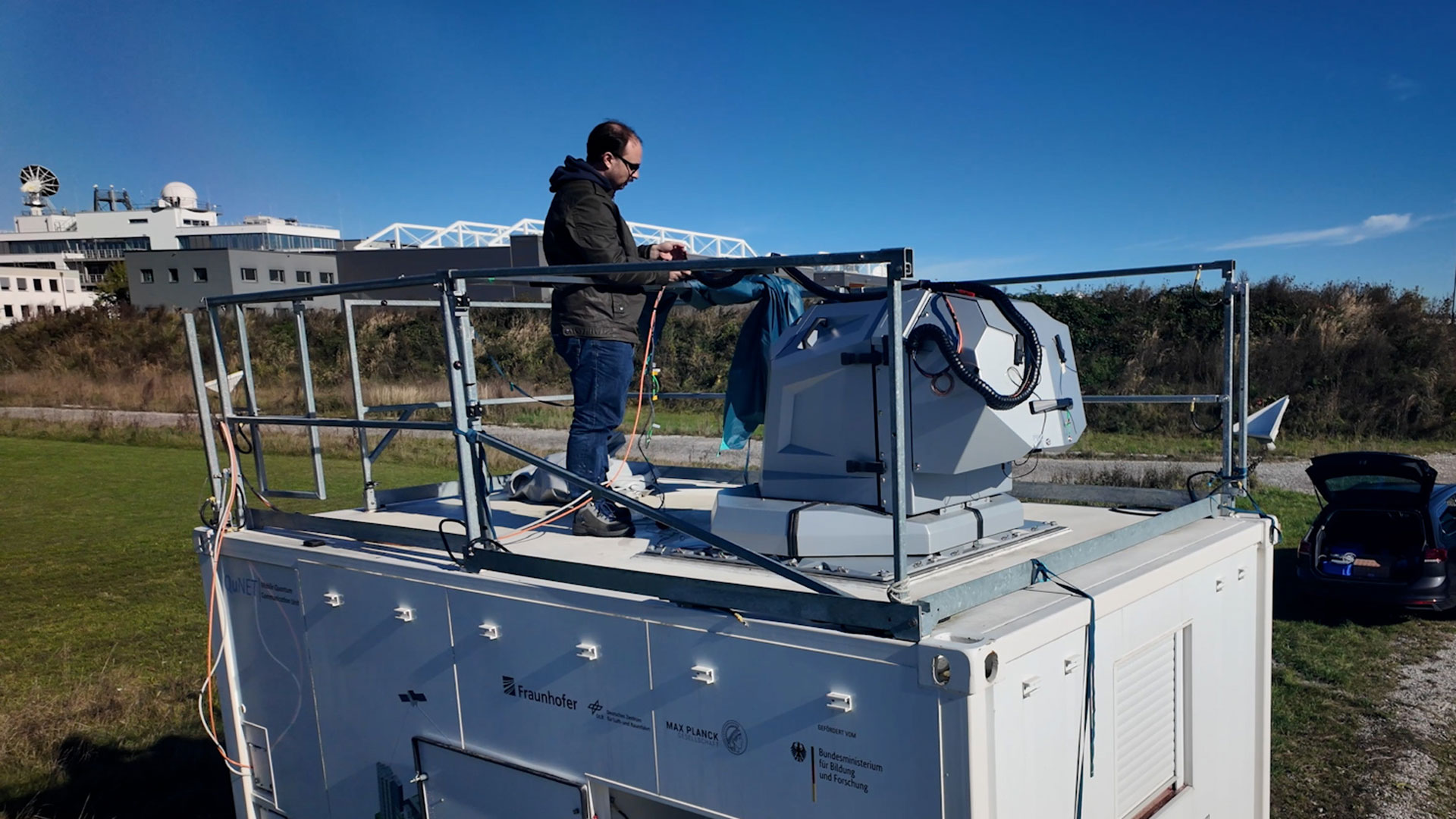 Empfangsstation bei der Vorbereitung für das Flugexperiment