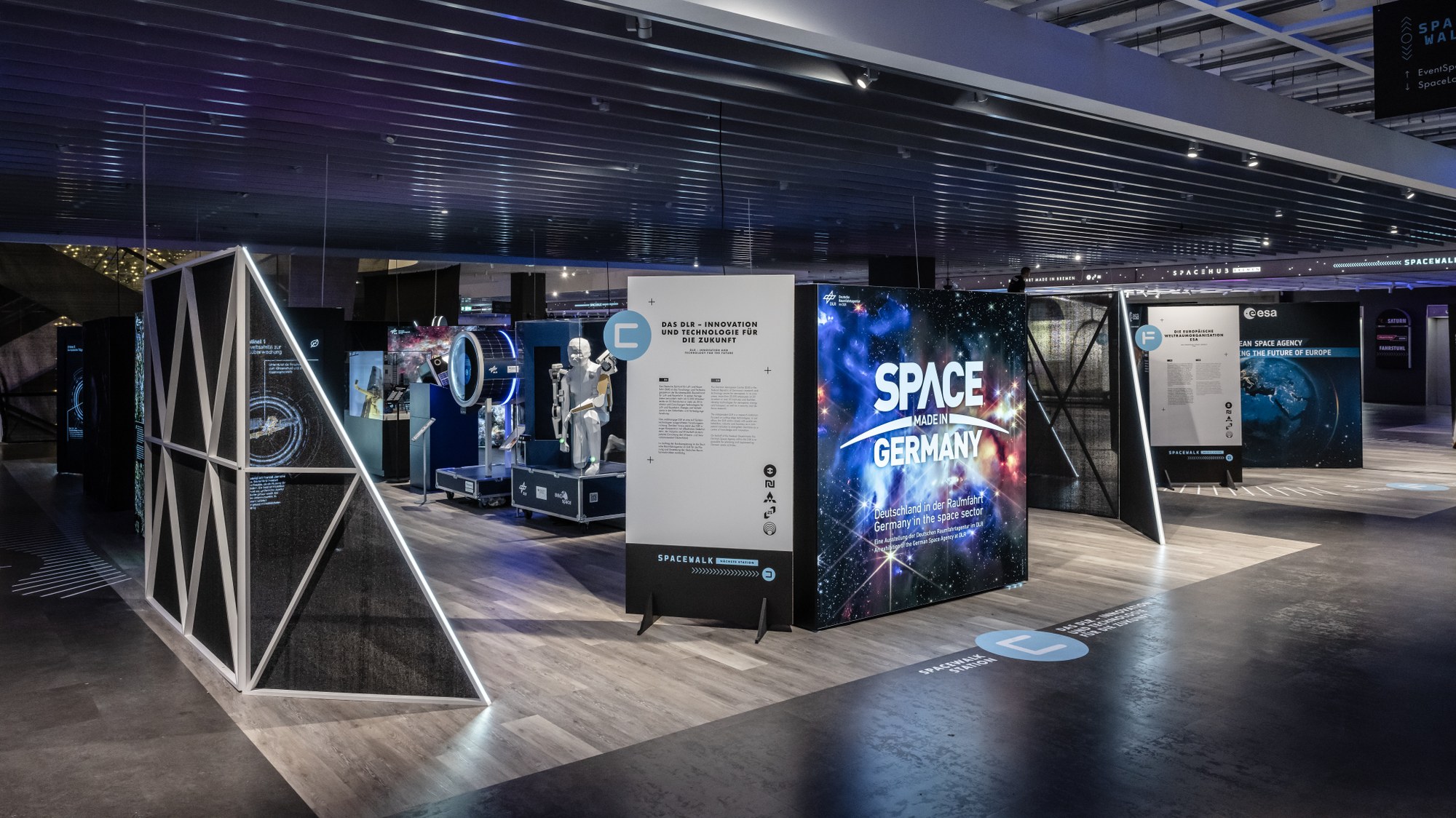 Ausstellung „Space Made in Germany“ der Deutschen Raumfahrtagentur im DLR