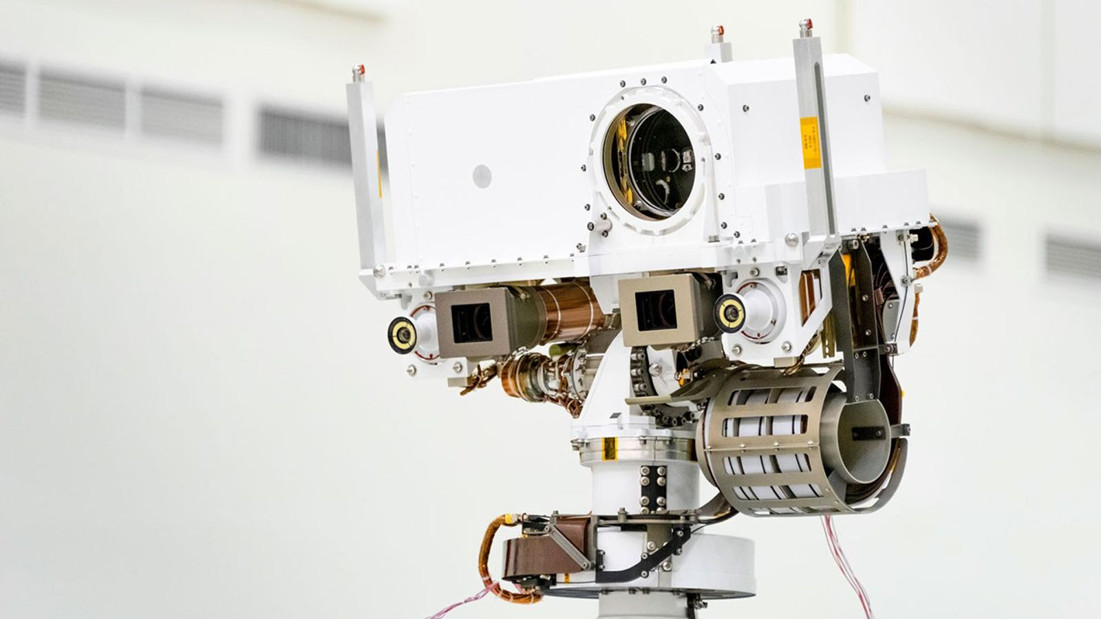 SuperCam und Mastcam-Z am Kopf des Marsrovers