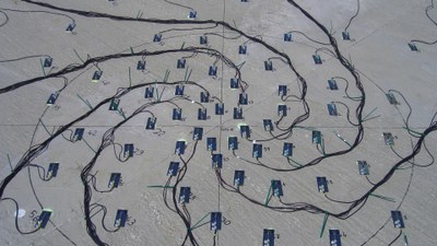 Mit Hilfe der Mikrofonarray-Technik können Schallquellen an ruhenden und an bewegten Objekten geortet und analysiert werden.