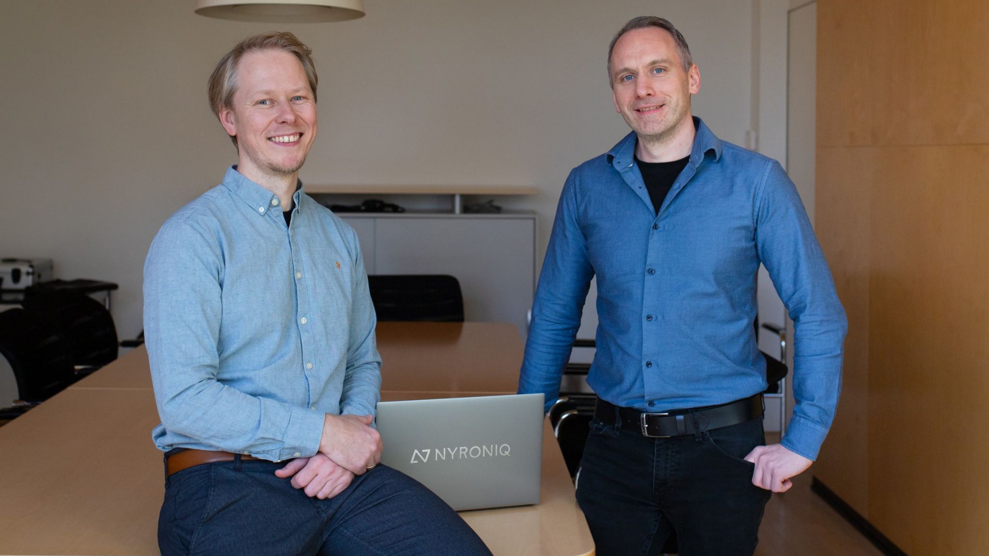 Nyroniq, eine Ausgründung des DLR, unterstützt Unternehmen bei der Nutzung der institutseigenen Software GTlab und hilft gezielt dabei Entwicklungsprozesse zu integrieren und weiterzuentwickeln.