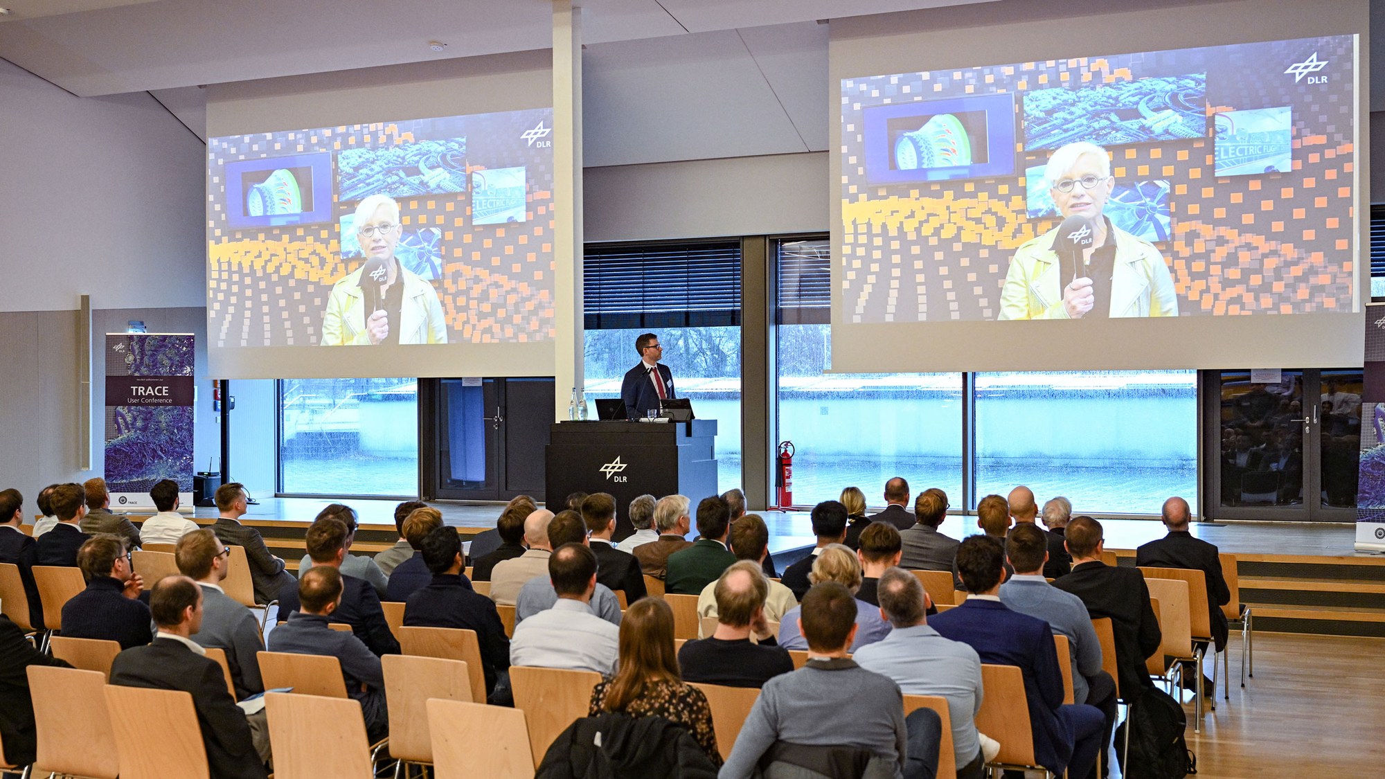 DLR Vorstandsvorsitzende Prof. Anke Kaysser-Pyzalla grüßt die Teilnehmenden mit einer Videobotschaft.