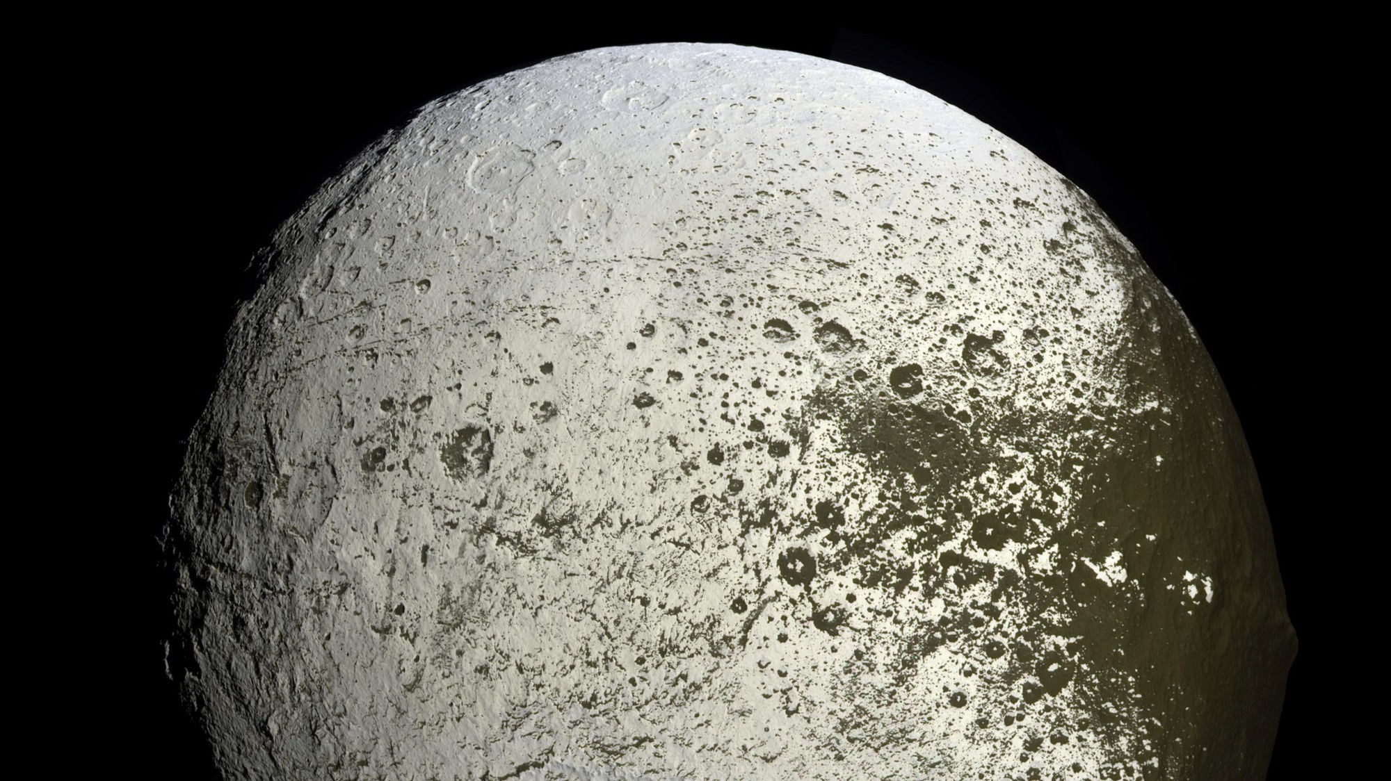 Iapetus