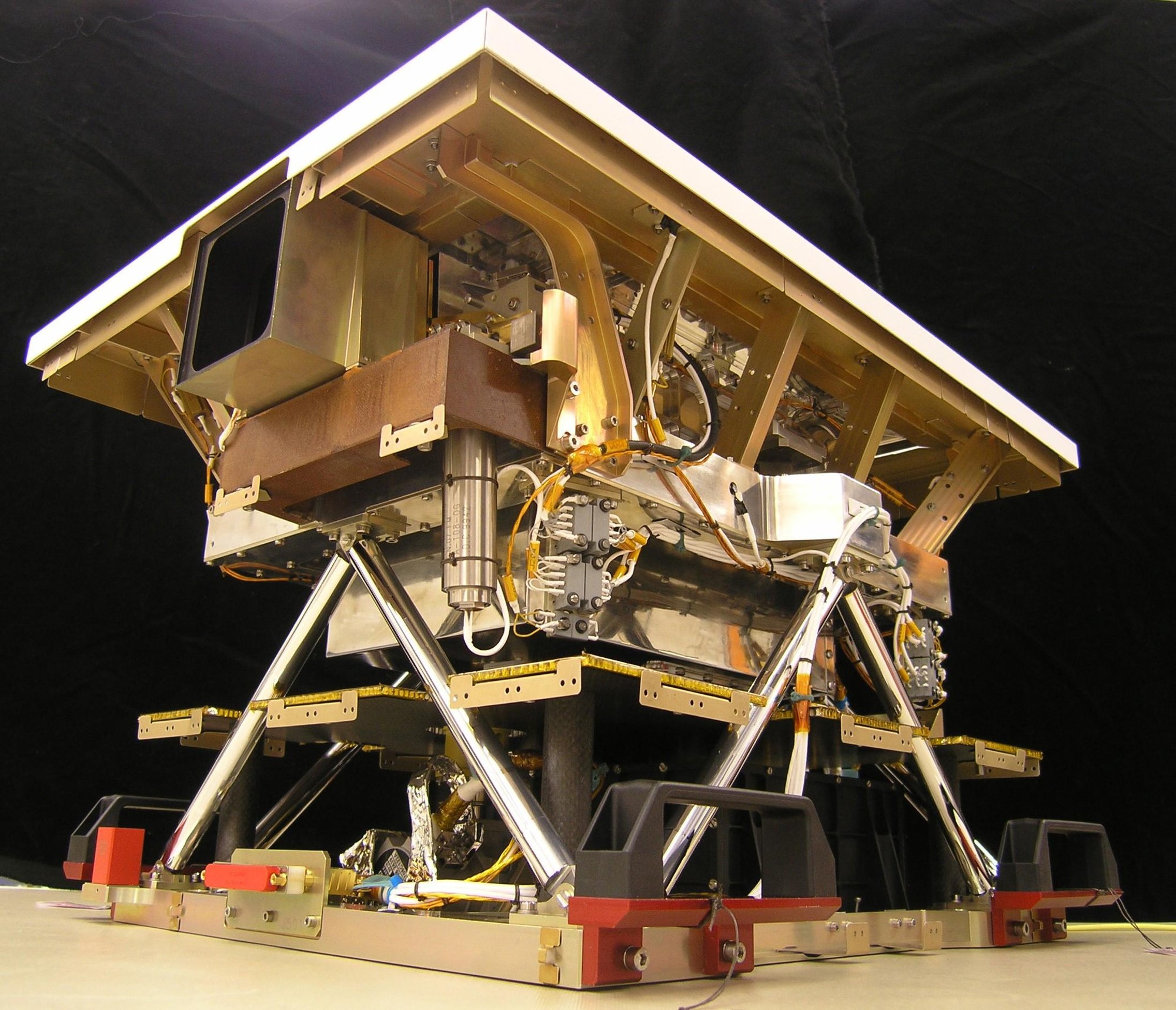 Das abbildende Spektrometer VIR (Visual and Infrared Spectrometer)