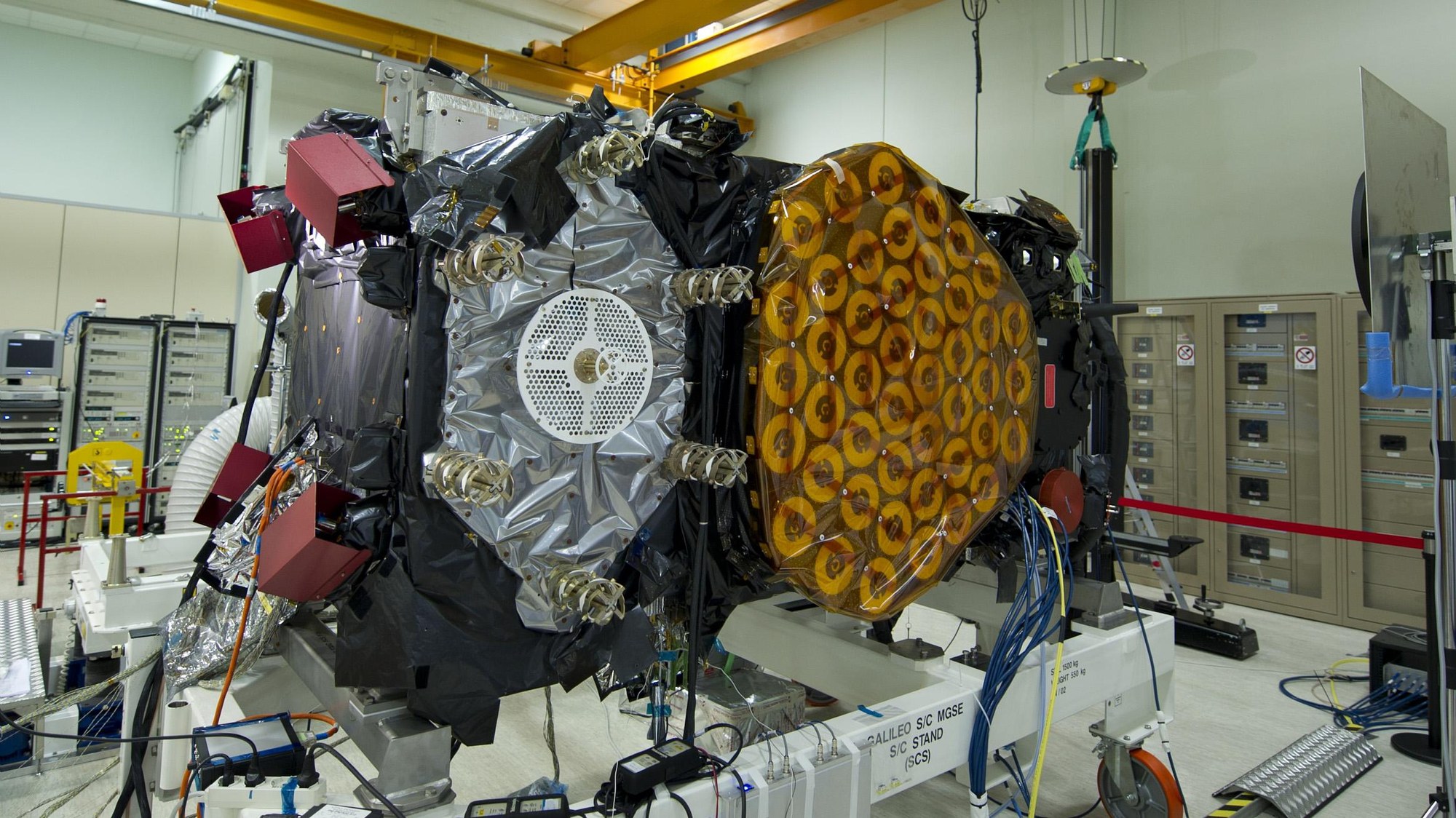 Ein Satellit wird geboren