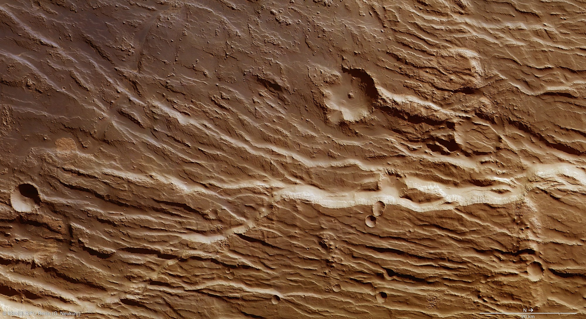 Teil der Abbruchkante Claritas Rupes auf dem Mars