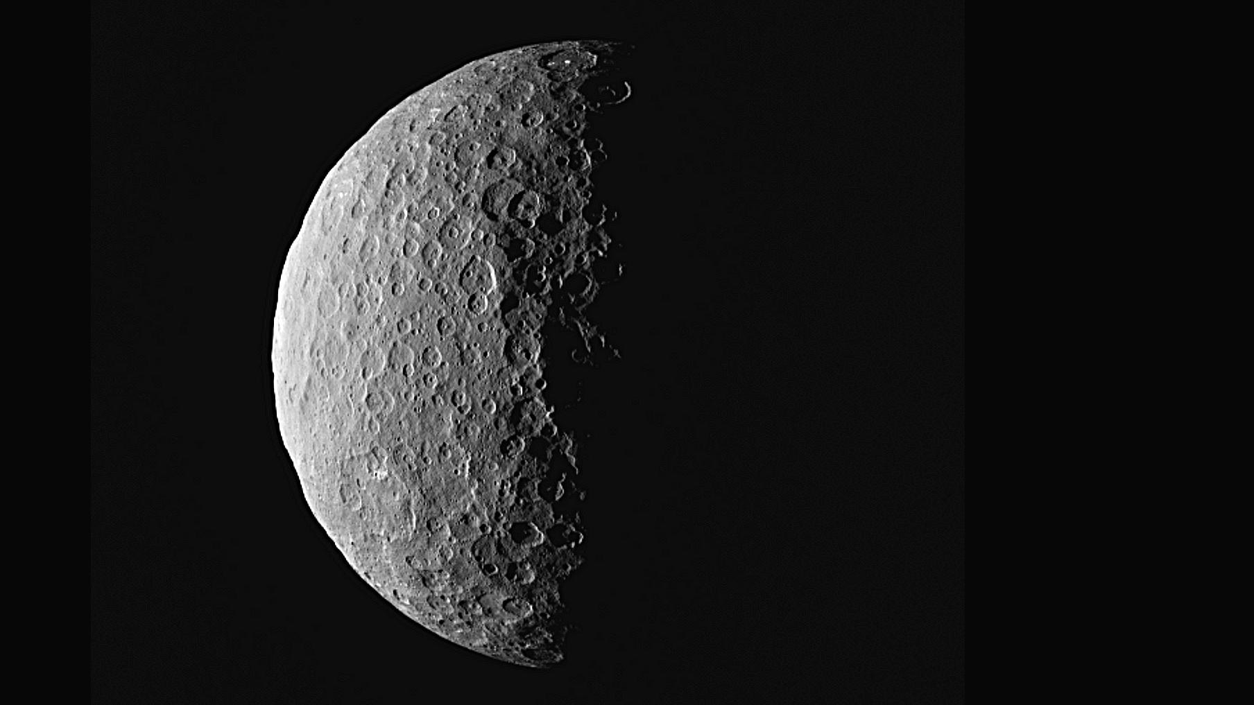 Weiße Flecken auf Ceres
