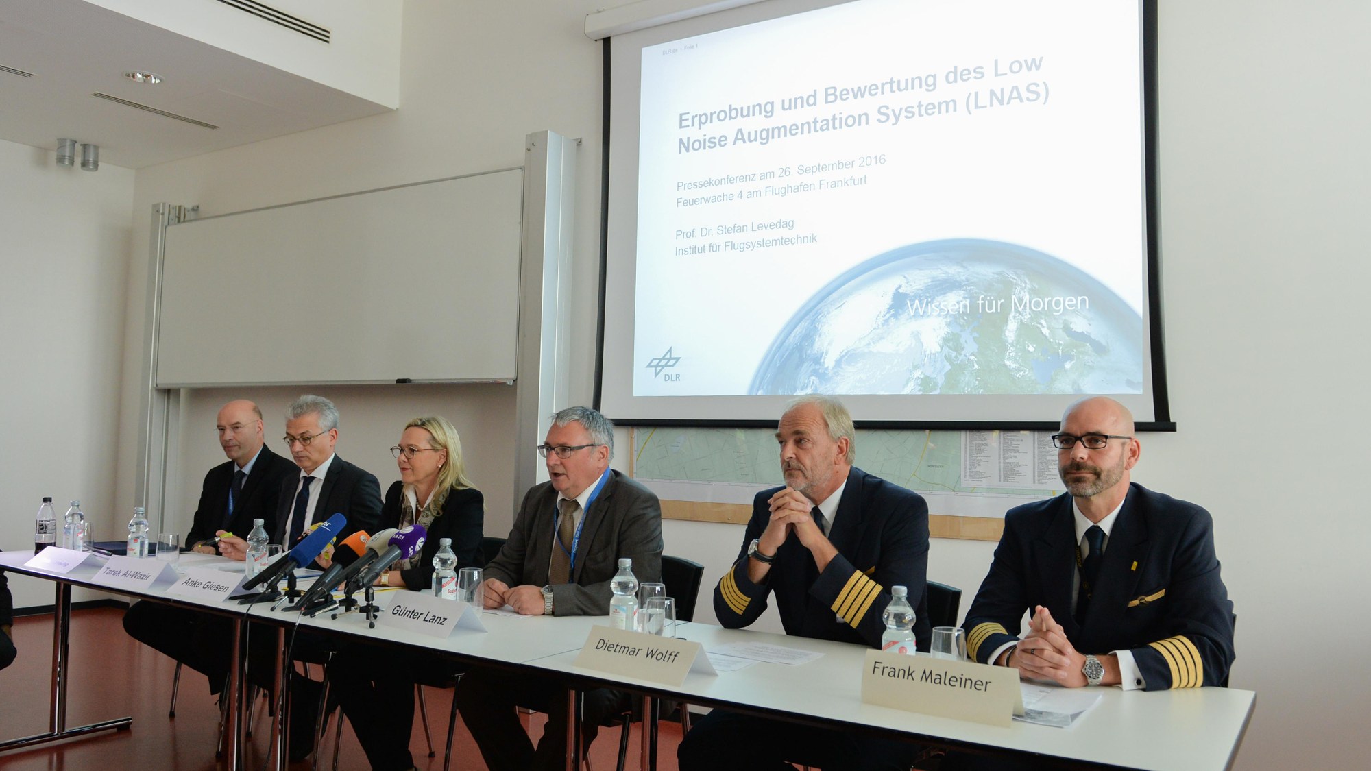 Pressekonferenz zum Piloten-Assistenzsystem LNAS