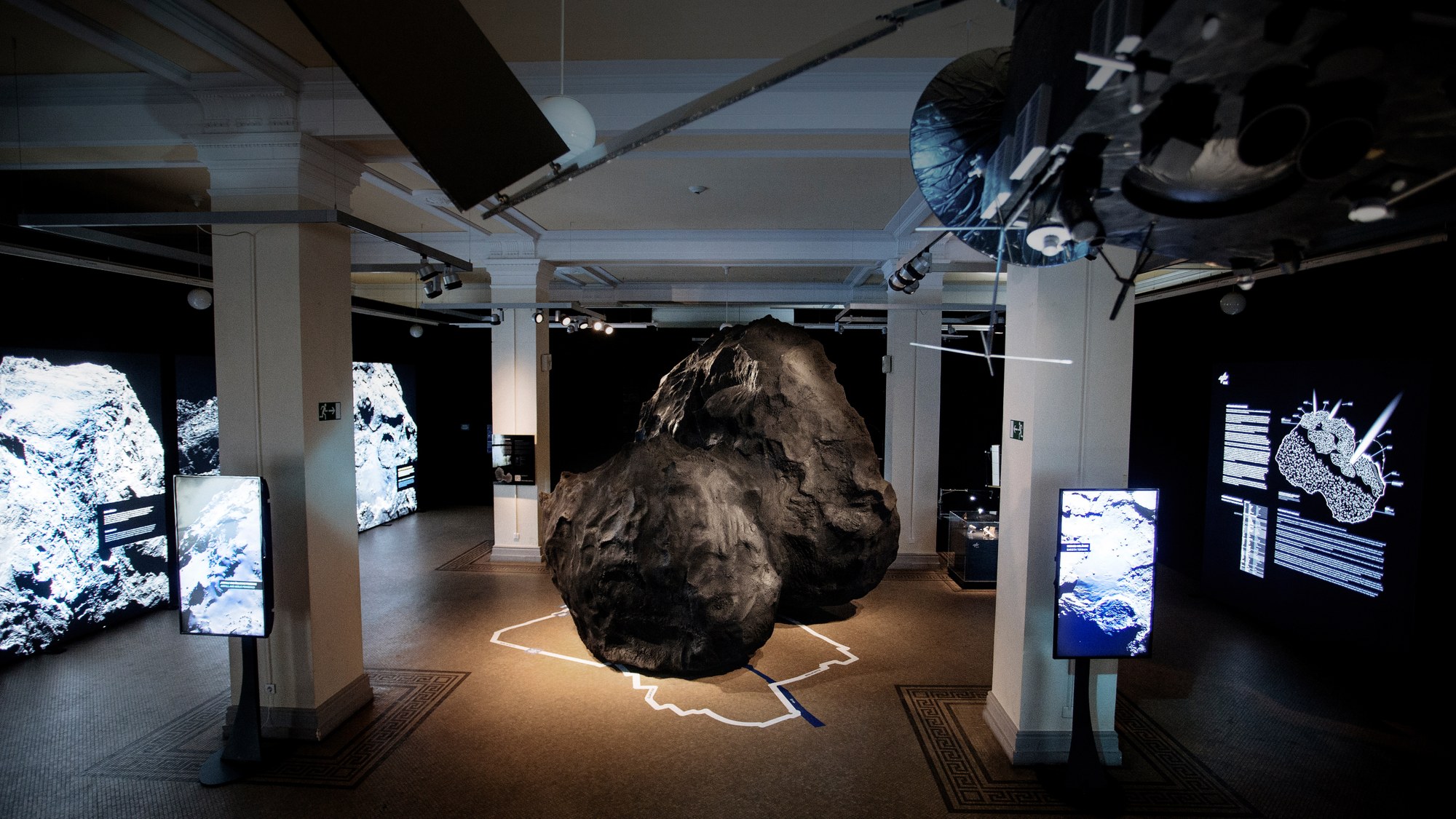 Modell des Kometen Churyumov-Gerasimenko in der Ausstellung