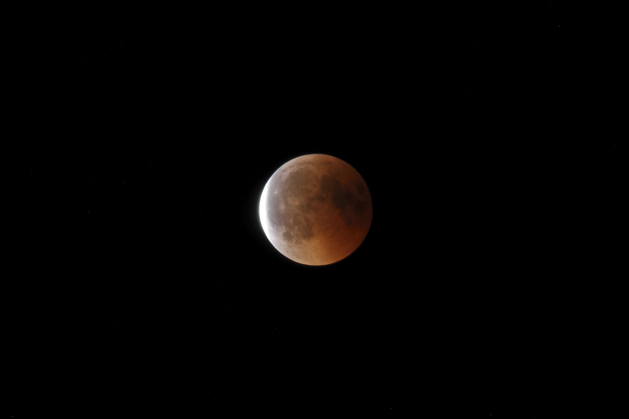 Mondfinsternis 2018: Austritt aus dem Kernschatten