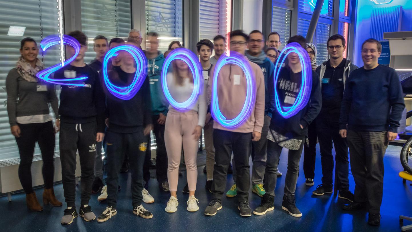 Klasse 9d der Oberschule Papenteich aus Groß Schwülper im DLR_School_Lab Braunschweig