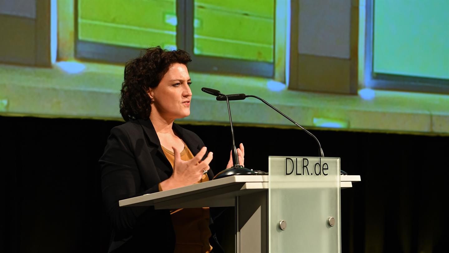 Carola Reimann auf der Bühne