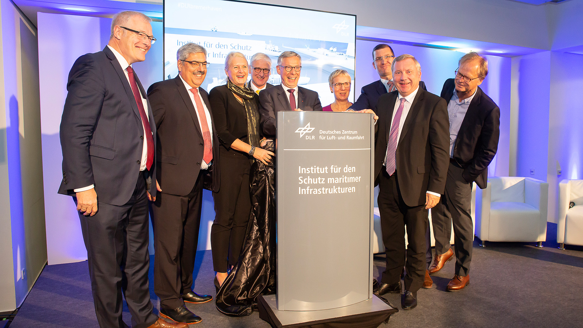 Eröffnung des neuen DLR-Instituts