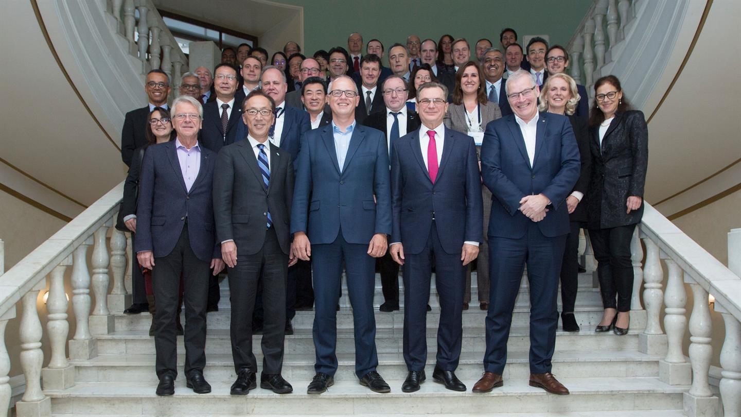 Gruppenfoto der Teilnehmer