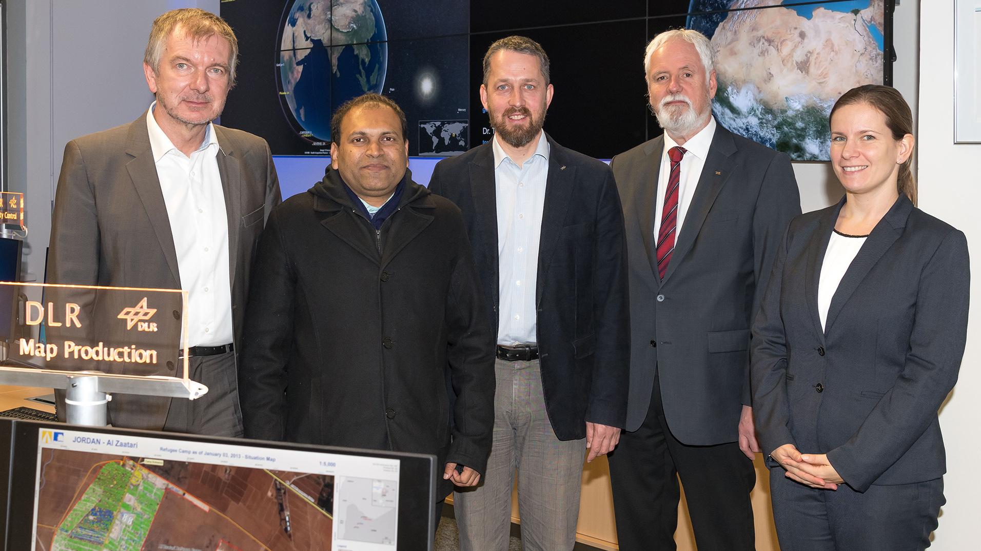 Im Zentrum für Satellitengestützte Kriseninformation (ZKI)