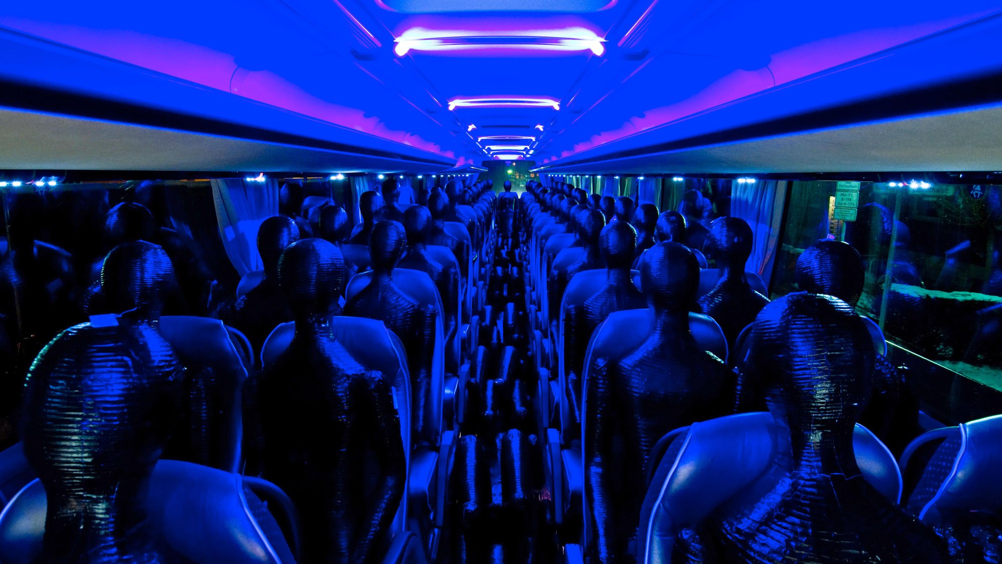 Mess-Dummies auf den Passagiersitzen