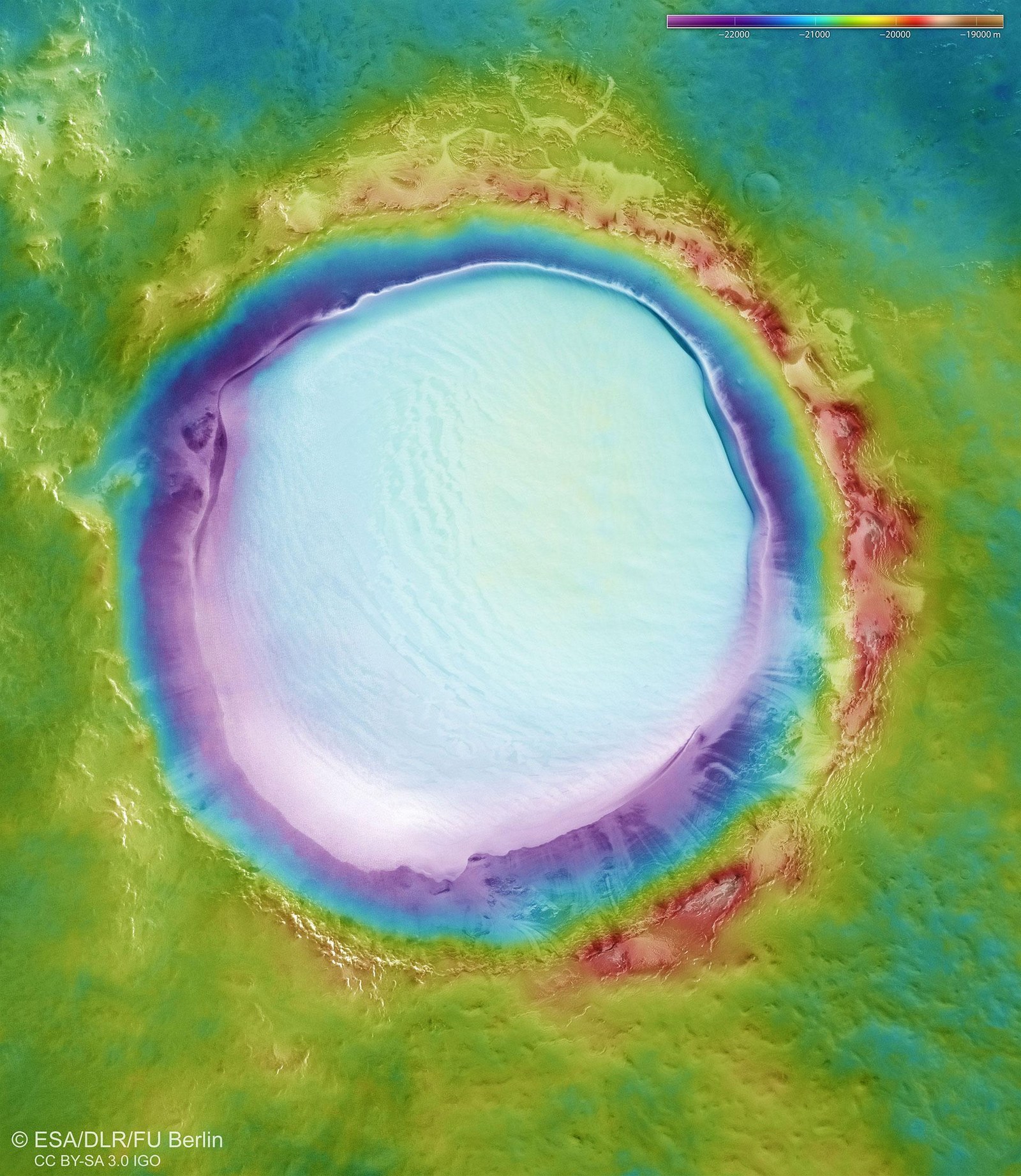Farbkodierte topographische Bildkarte des Kraters Korolev