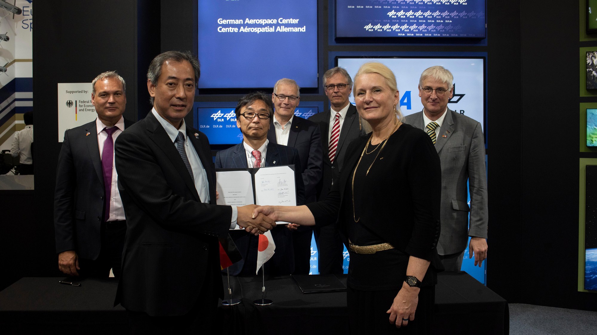 JAXA und DLR