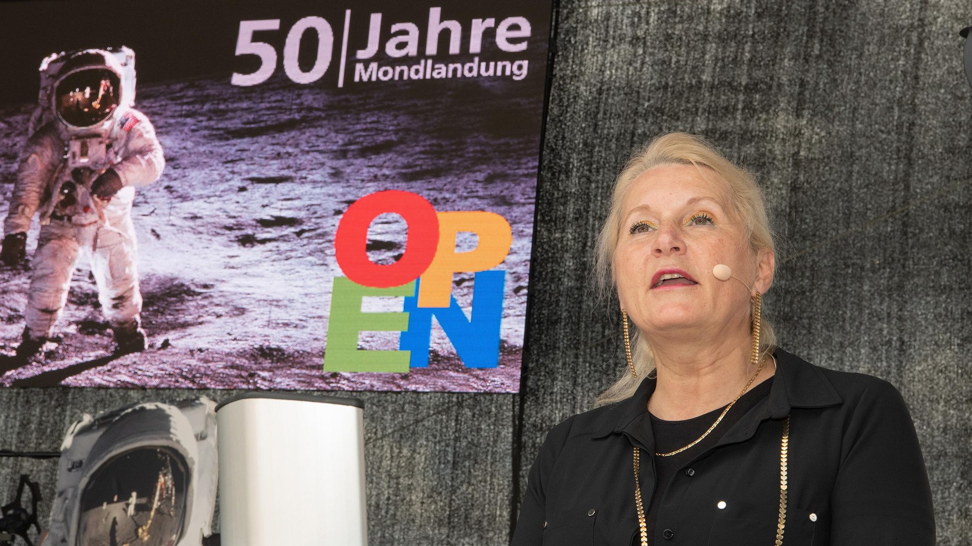 DLR-Vorstandsvorsitzende eröffnet Tag der offenen Tür
