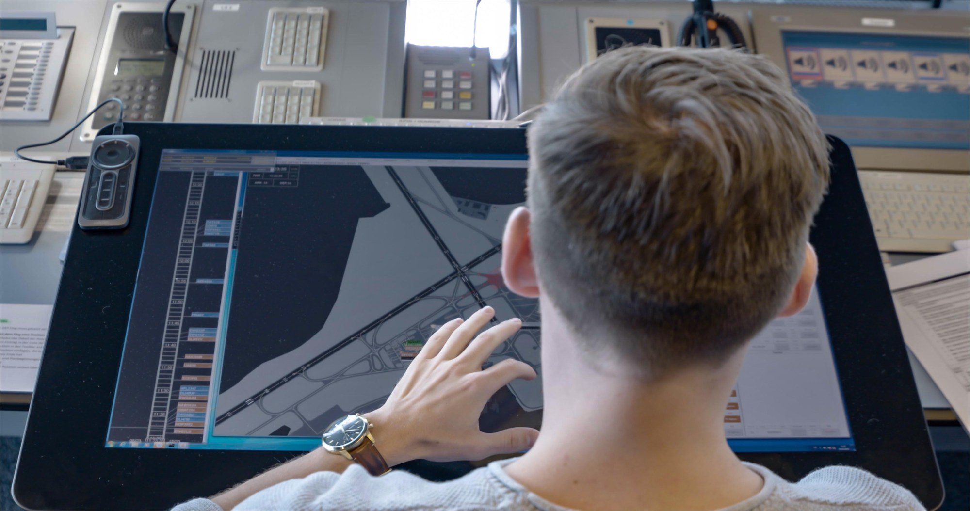 IAO-Demonstrationen am Flughafen Hamburg