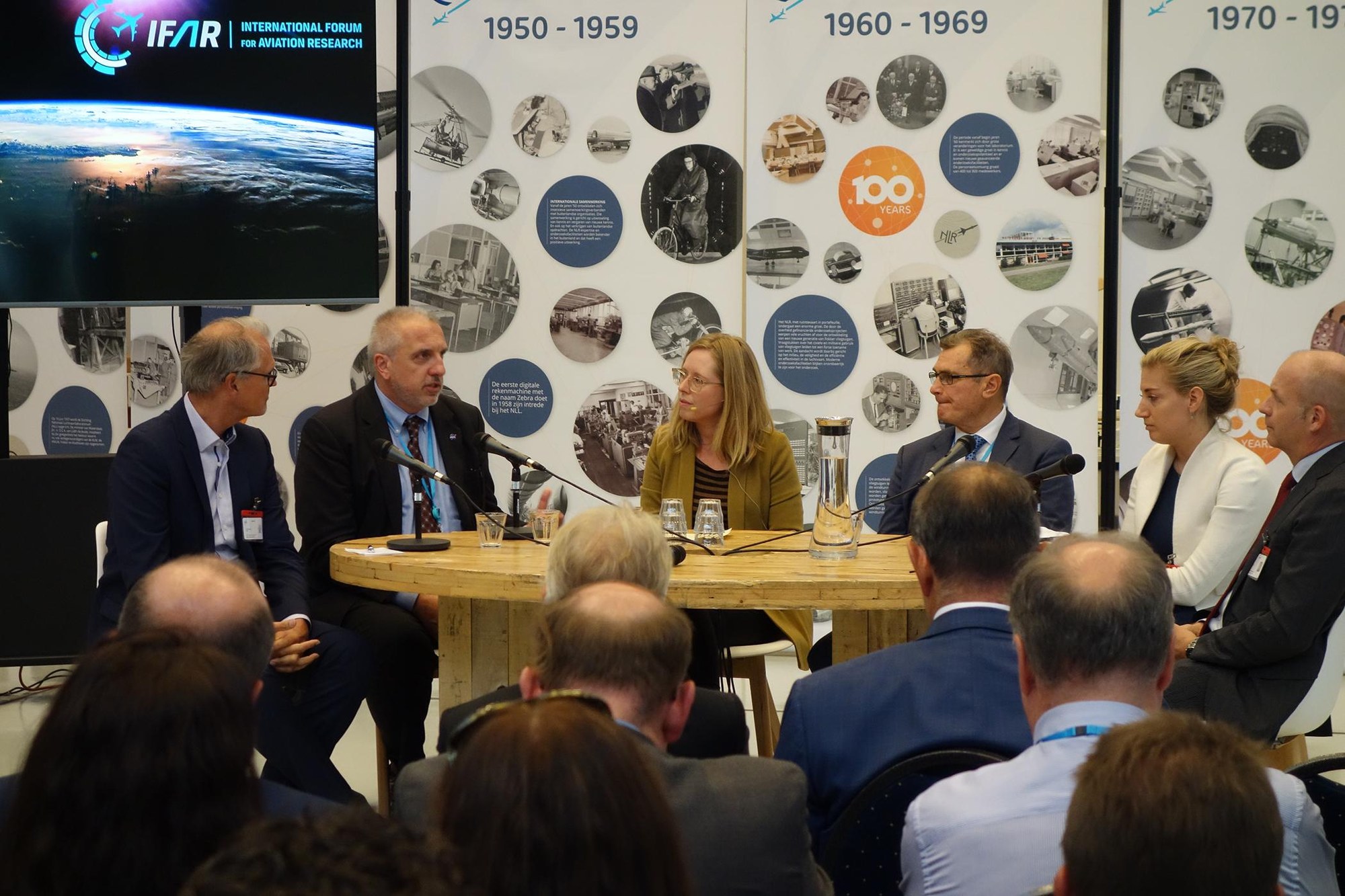 IFAR Round-Table-Discussion im NLR