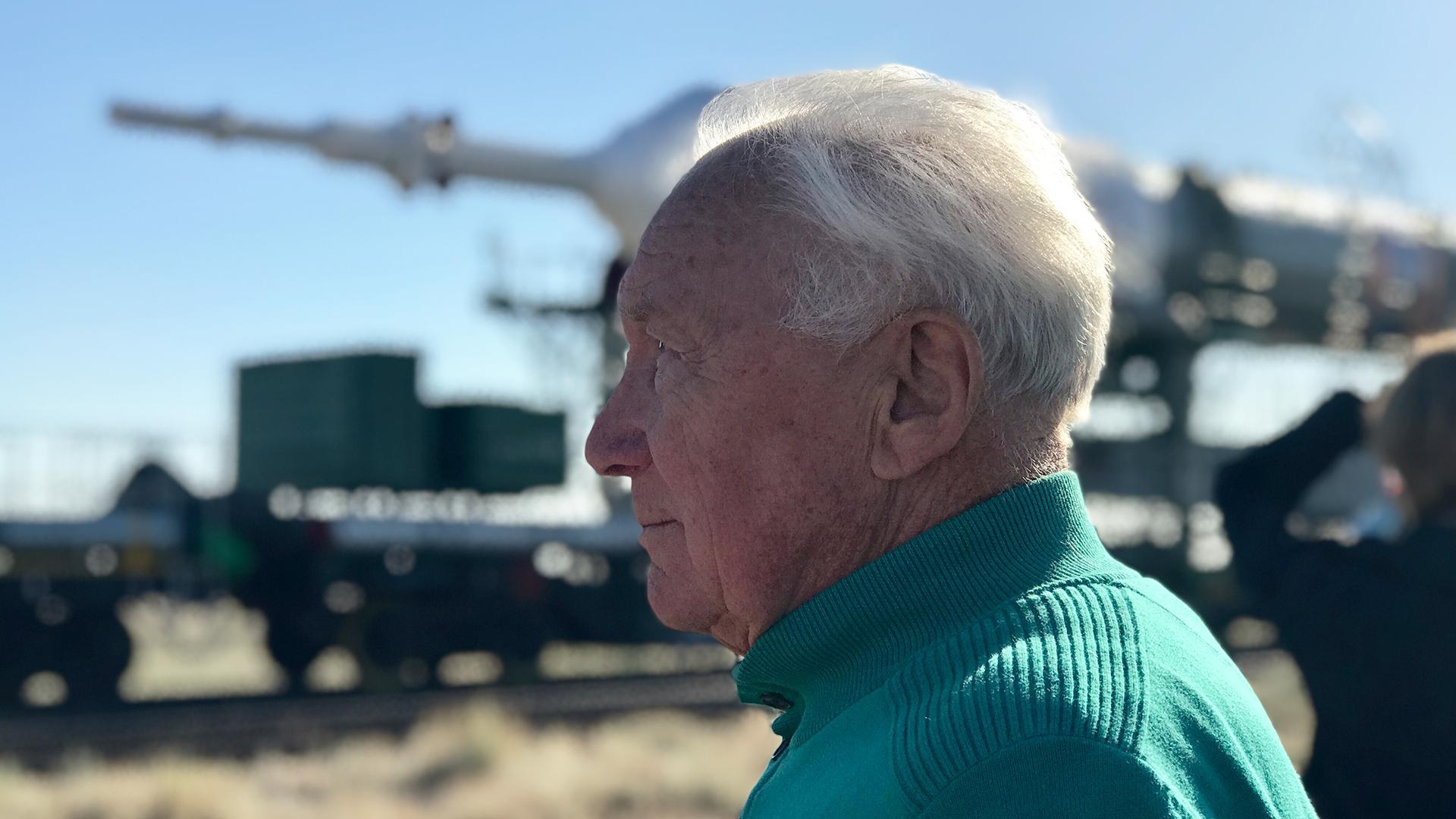 Siegmund Jähn beim Rollout der Rakete von Alexander Gerst 2018