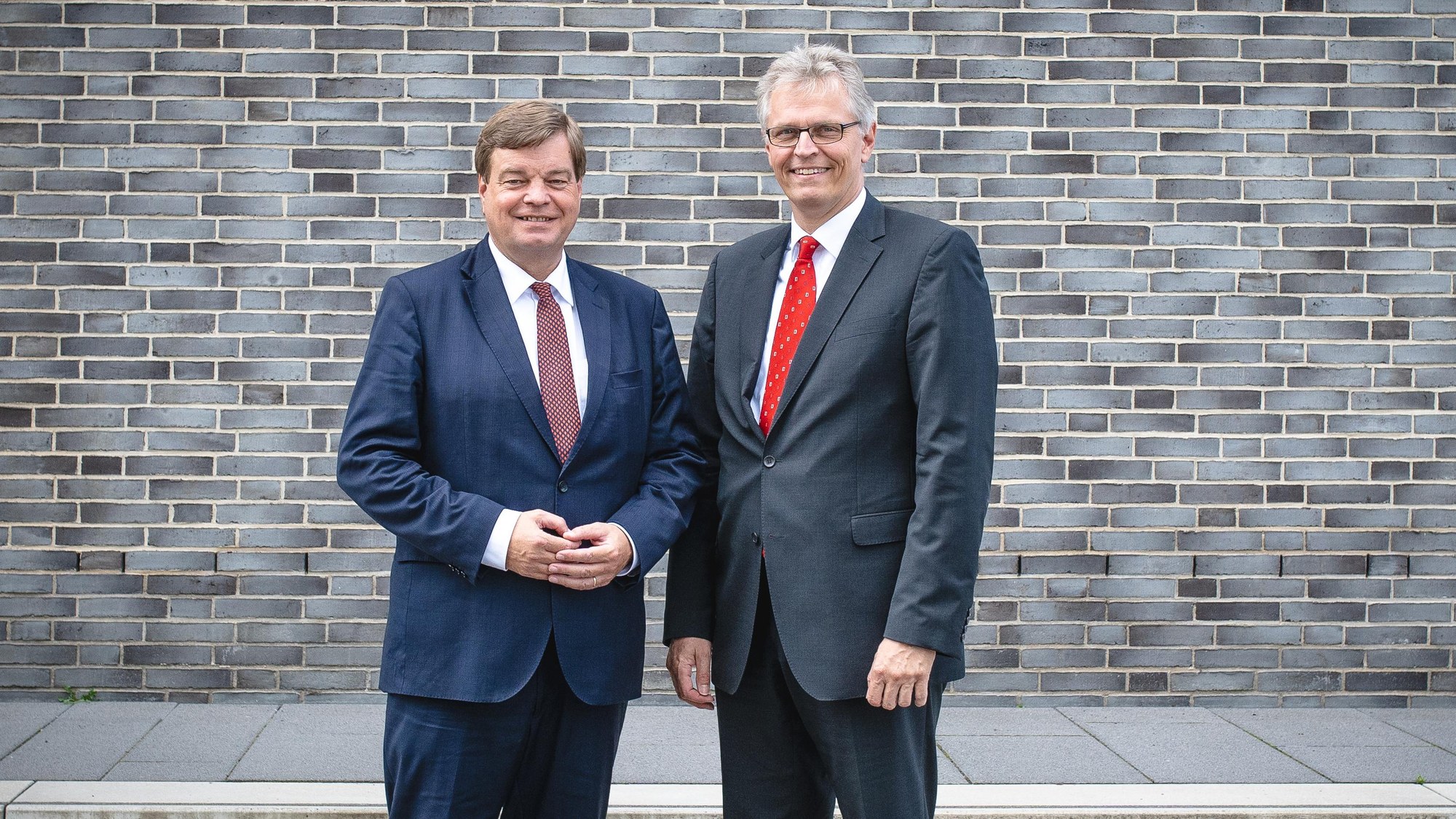 Staatssekretär Enak Ferlemann und Prof. Karsten Lemmer