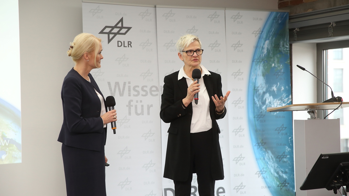 „Die Forschung muss als unabhängige Instanz den Dialog begleiten“, sagt Prof. Barbara Lenz.