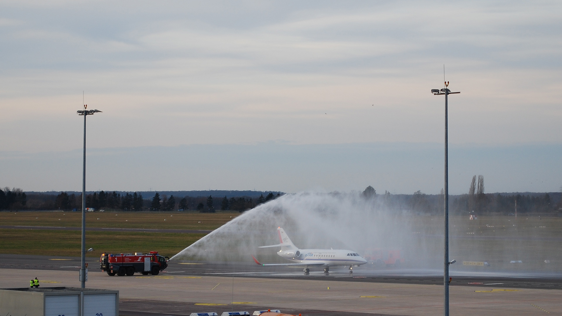 ISTAR wird in Braunschweig mit einer Dusche begrüßt