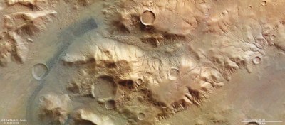 Ausschnitt der Nereidum Montes in Echtfarben