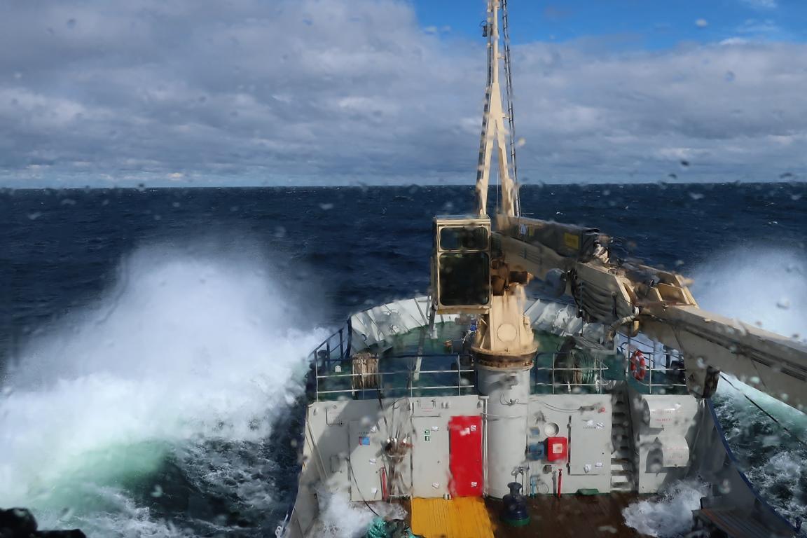 Das DLR testet zusammen mit R-Mode Baltic Projektpartnern die Positionierung mittels R-Mode auf der Ostsee