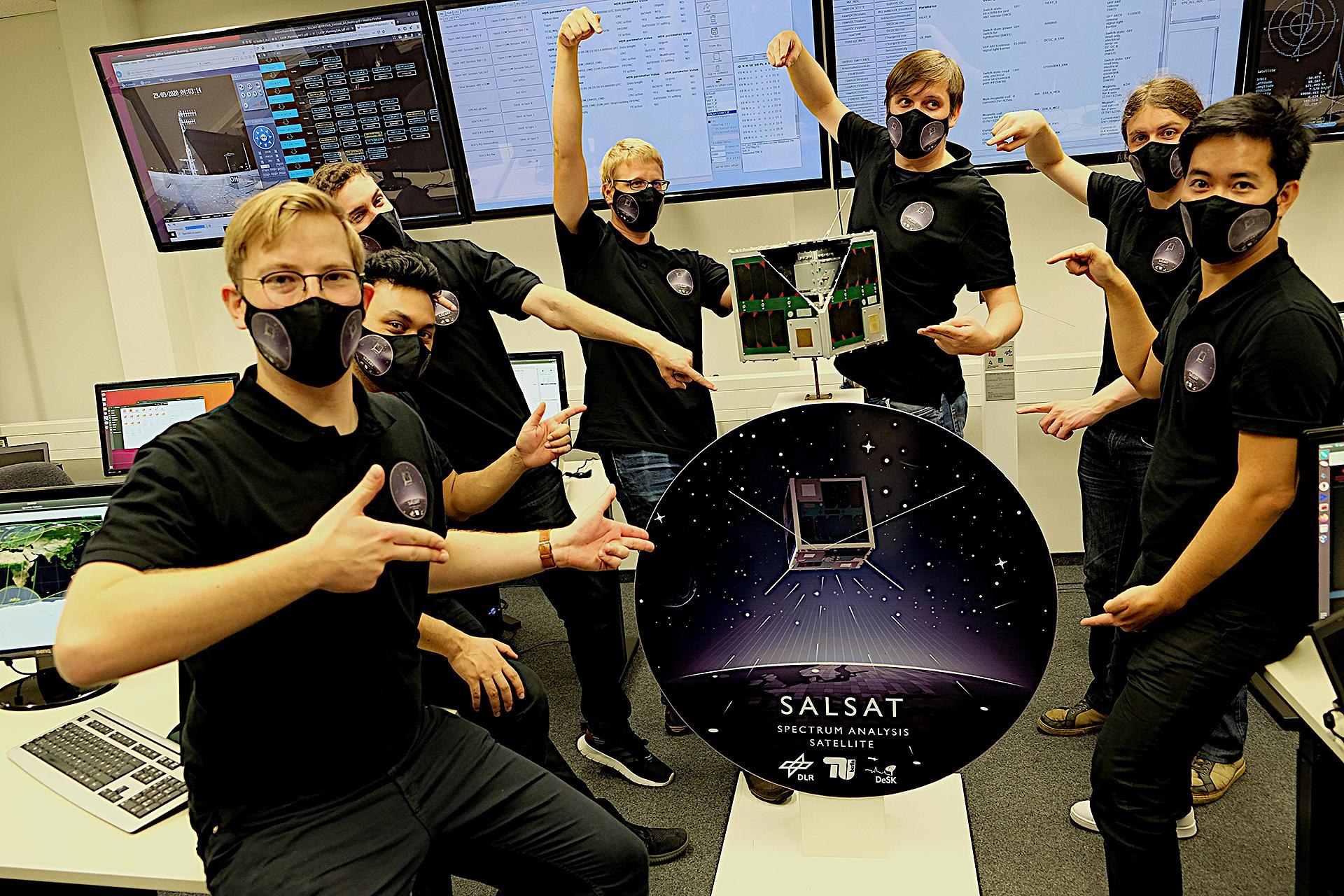 SALSAT sendet erste Signale