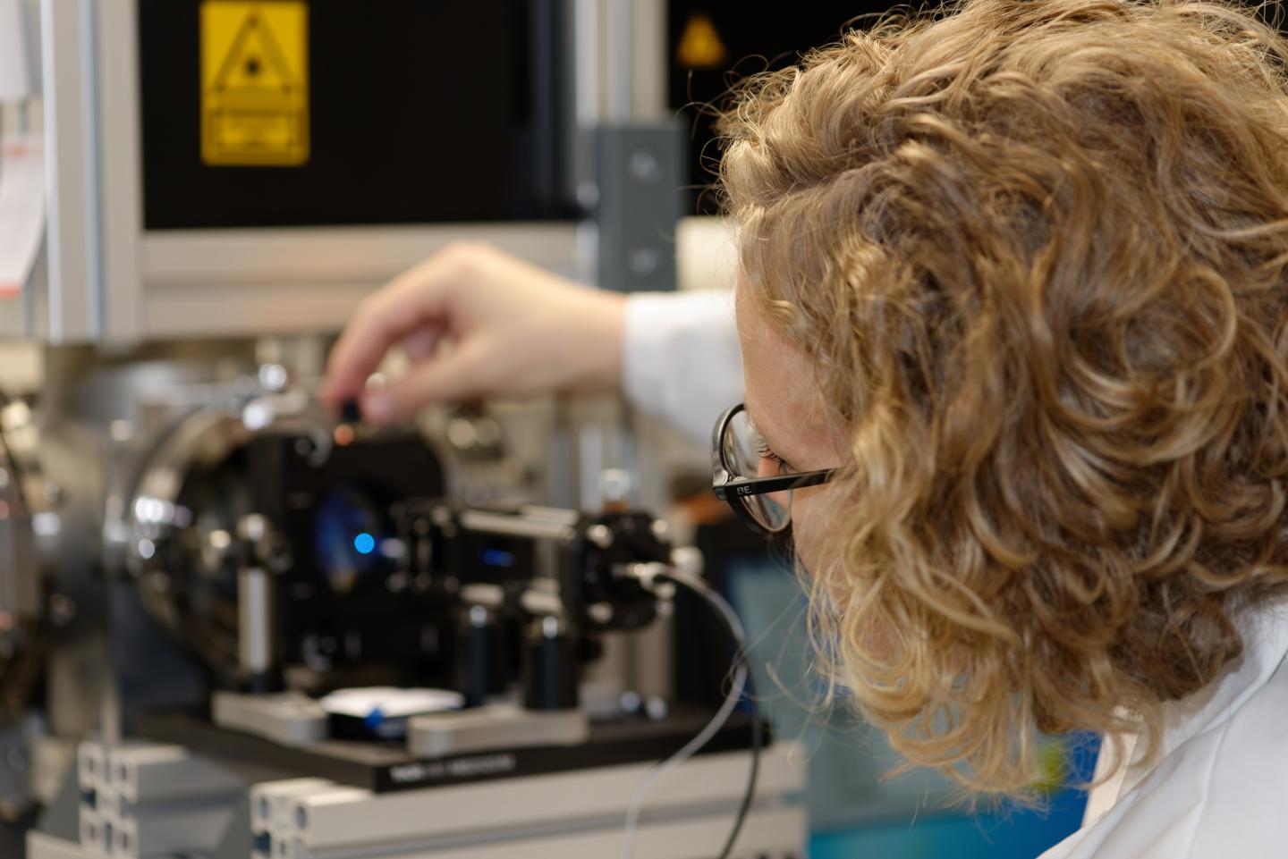 Dr. Susanne Schröder im Labor
