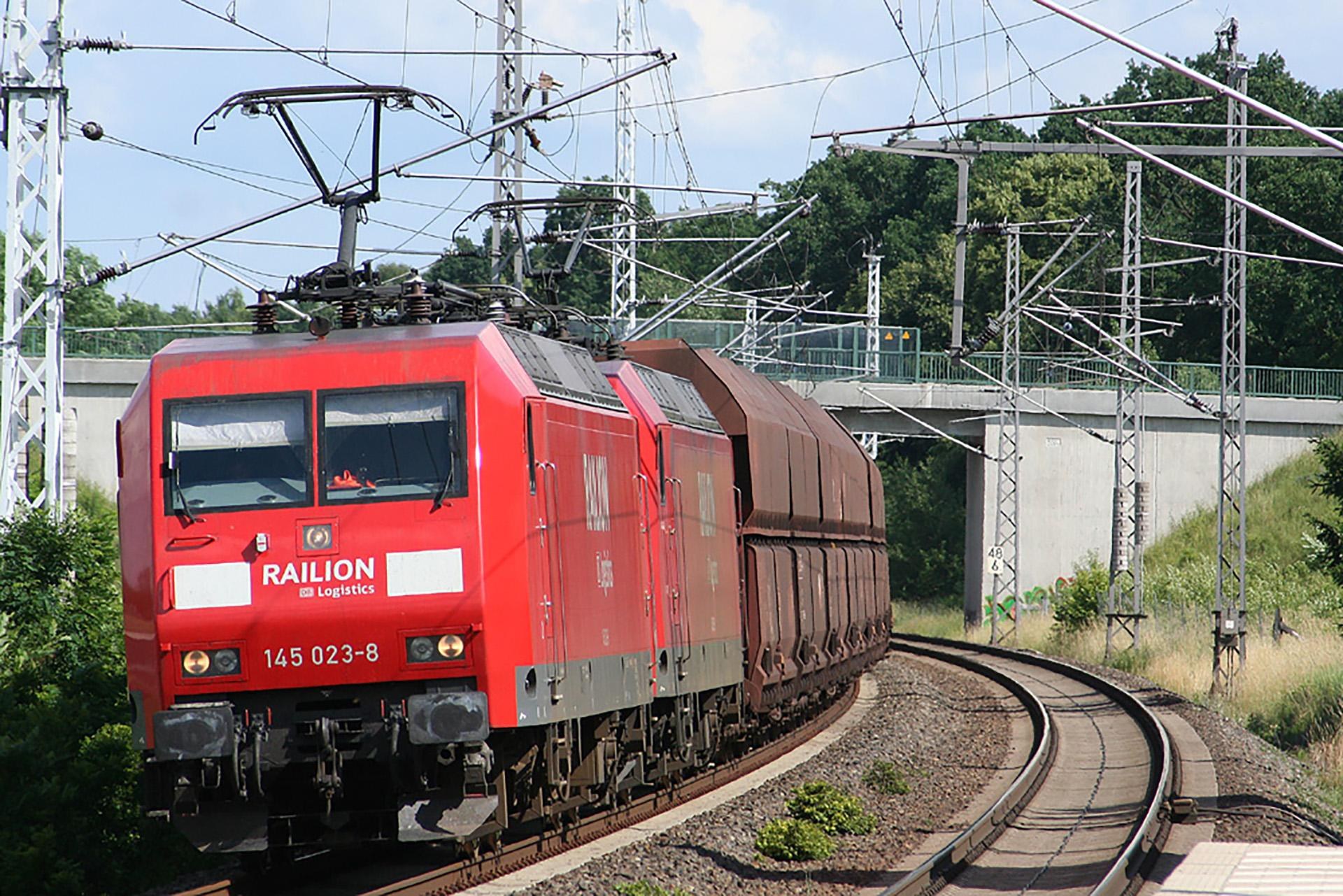 Vernetzte Fahrassistenzsysteme für die Schiene