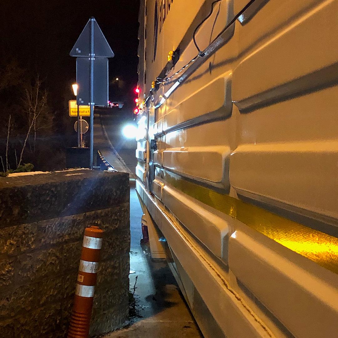 Zentimeterarbeit an der Kocherbrücke