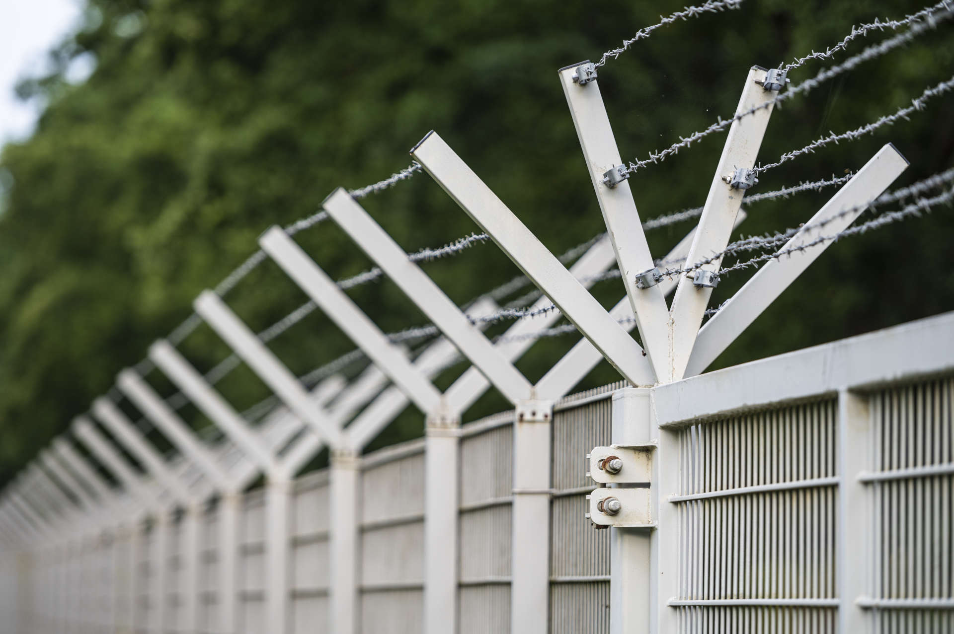 Umzäumung zum Schutz  kritischer  Infrastrukturen