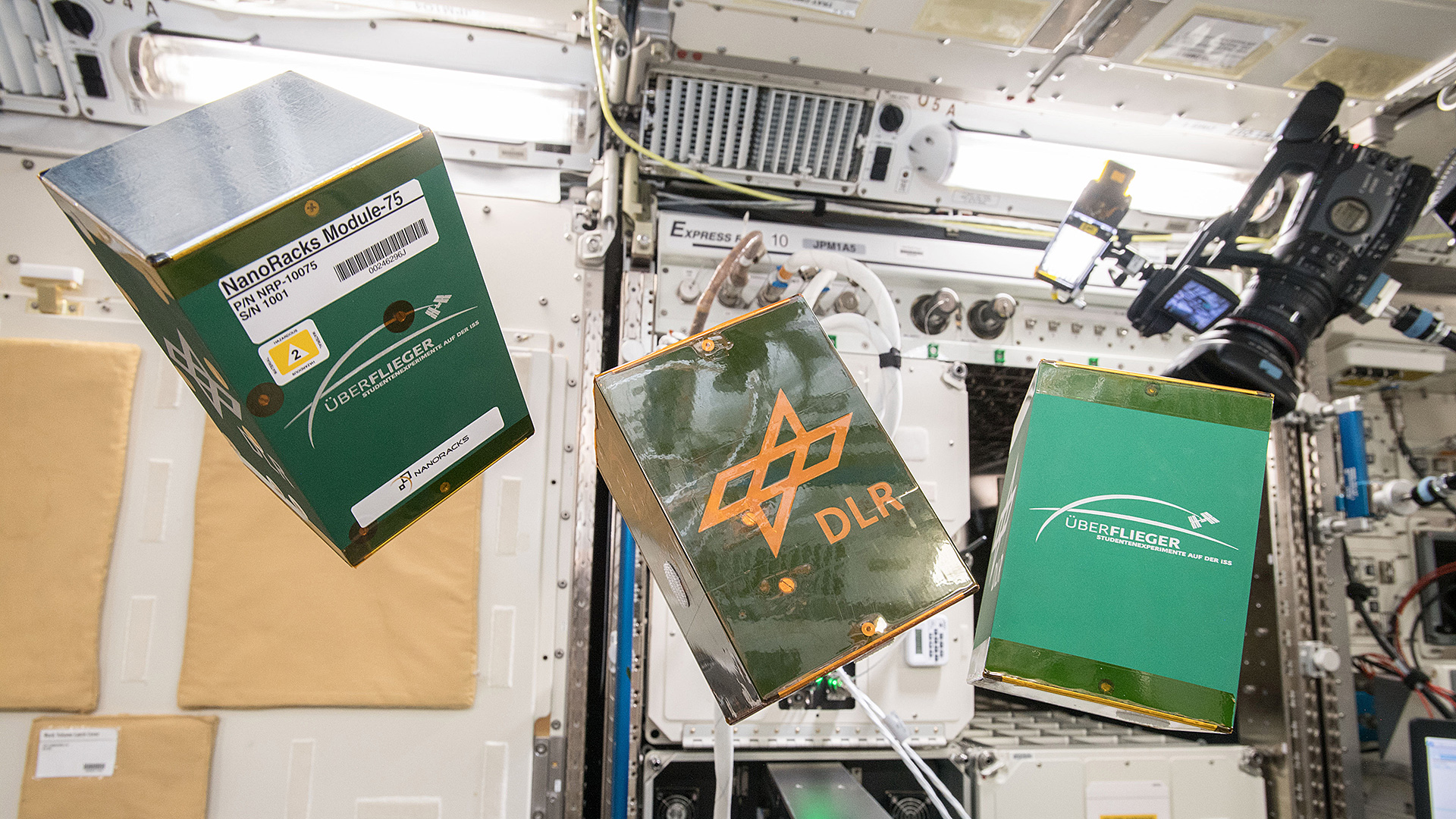 Überflieger-Experimente auf der ISS