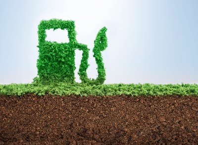 Erneuerbare Kraftstoffe: Emissionen senken auch bei konventionell angetriebenen Pkw