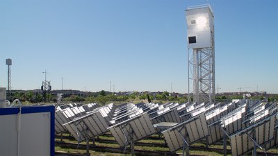 Solaranlage Sun-to-Liquid zur Herstellung von erneuerbaren Kraftstoffen